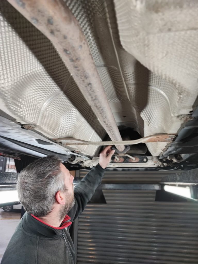 Exhaust Inspection And Diagnostic MIJ Exhaust Systems