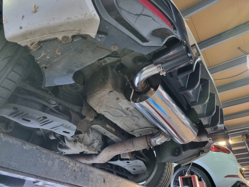 Exhaust for BMW M135i-ExhaustforM135i-valvedexhaust-rearvalvedexhaust-performanceexhaust-exhaustservice-stainlesssteel-MIJExhaust-Walsall (3)