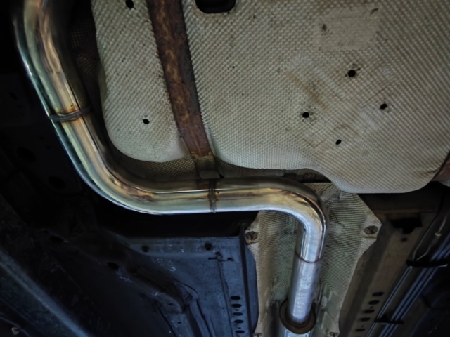 Exhaust for Vauxhall Astra – Custom Built Exhaust – Bespoke Stainless Steel Exhaust – Exhaust service near me – downpipebackexhaustsystem-flexidownpipe-dualexit exhaust (2)