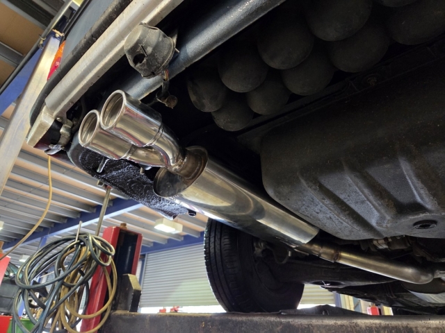 Exhaust for Mercedes 280 1984-exhaustfabrication-stainlesssteelexhaust-MIJExhaust-Exhaustspecialists-Walsall-WestMidlands (1)