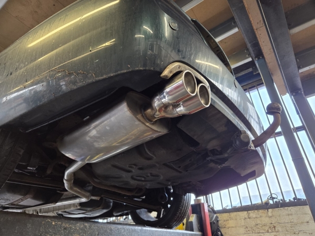 Exhaust for MG ZT – Cat back exhaust system – exhaust upgrade -stainless steel exhaust for MG ZT-T-MIJExhaust-Walsall-Performance Exhaust (3)
