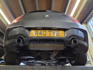 exhaust for bmw M135i-performanceexhaust-exhaustupgrade bmw 1 series- mijexhaust-exhaust near me-Stainlesssteelexhaust-blue carbon fibre tips-akropovicexhaust (1)