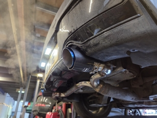 exhaust for bmw M135i-performanceexhaust-exhaustupgrade bmw 1 series- mijexhaust-exhaust near me-Stainlesssteelexhaust-blue carbon fibre tips-akropovicexhaust (4)