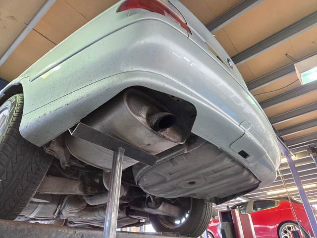 Exhaust for BMW 525i Touring-Bckbox delete exhaust-exhaustupgrade-performanceexhaust-MIJWalsall-Sports Exhaust (3)