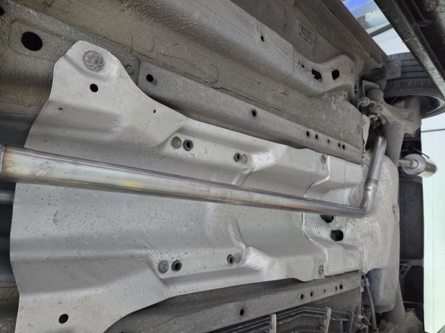 Exhaust for Vauxhall Adam Glam 2016 – cat back exhaust system-midandrearexhaustsections-customexhaust-performanceexhaust-MIJExhaust-Walsall (3)