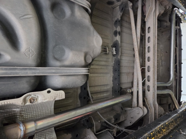 Exhaust for Vauxhall Vivaro-Catbackexhaustsystem-midandrearexhaust-customexhaust-MIJExhaust-Walsall (4)