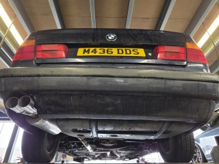 exhaust system for bmw 520i SE – 1994-customexhaustsystem-catback mid and rear-twin tip-performanceexhaust-stainlesssteelexhaust-MIJExhaust-Walsall (1)