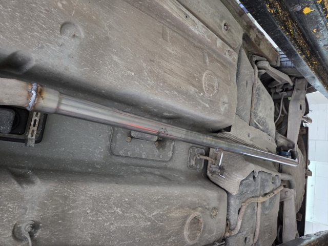 Exhaust for Peugeot 406-catbackexhaustsystem-midandrearexhaustupgrade-MIJExhausts-Walsall-MIJExhaust-stainlesssteelexhaust (4)