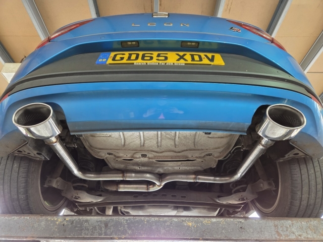 Exhaust for SeatLeon-midresdelete-dualexitbackbox-omidandrearexhaust-MIJExhausts-Walsall-MIJExhaust ( (3)
