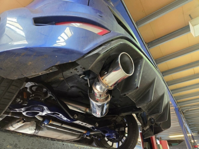 Exhaust for ford focus RS – Custom Exhaust for Focus RS – MIJ Exhaust-Performance Exhaust-Walsall-Stainless steel exhaust (1)