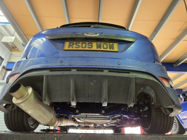 Exhaust for ford focus RS – Custom Exhaust for Focus RS – MIJ Exhaust-Performance Exhaust-Walsall-Stainless steel exhaust (3)