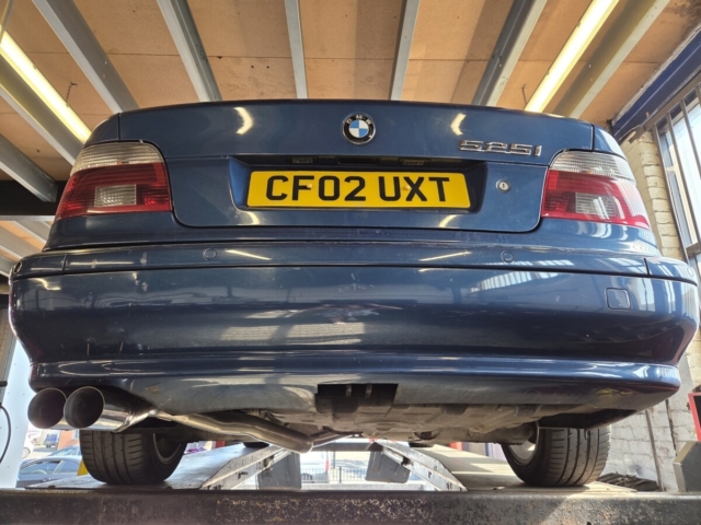 Exhaust system for BMW 525i – custom exhaust system-cat back exhaust-MIJExhaust-Walsall-TwinTip (1)