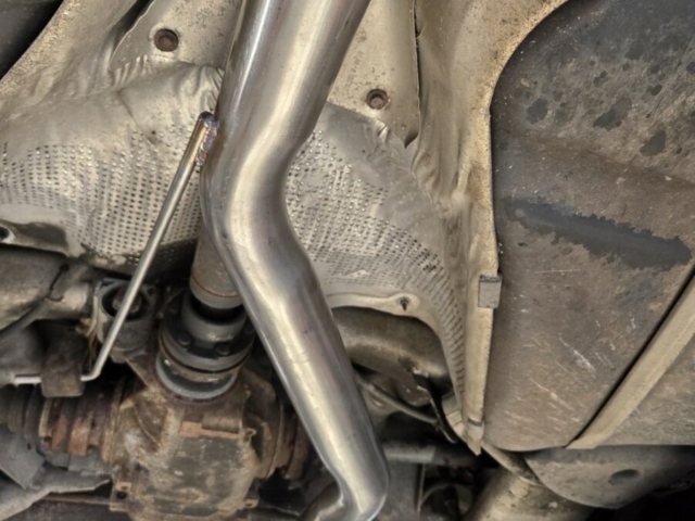 Exhaust system for BMW 525i – custom exhaust system-cat back exhaust-MIJExhaust-Walsall-TwinTip (4)