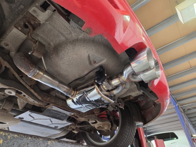 Exhaust system for Ford Focus – custom exhaust system-Valved Centre exhaust-MIJExhaust-Walsall (3)
