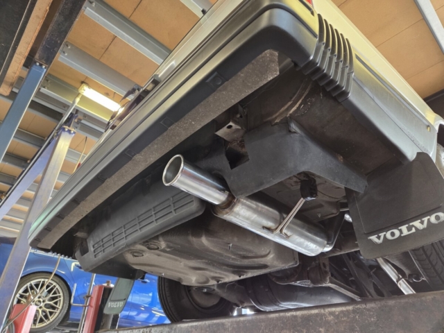 Exhaust system for Volvo 740- custom exhaust system-cat back exhaust-MIJExhaust-Walsall (3)